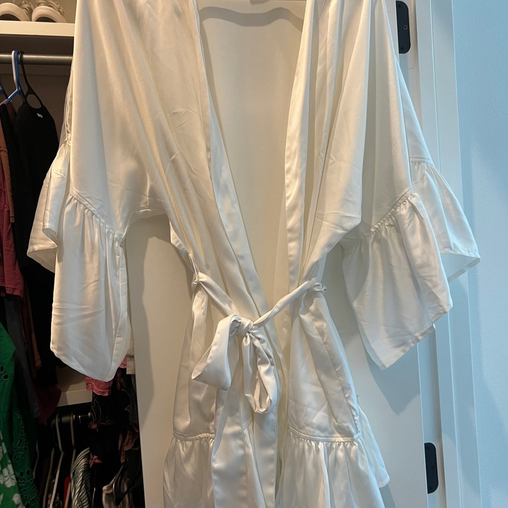 Elegant White Satin Robe